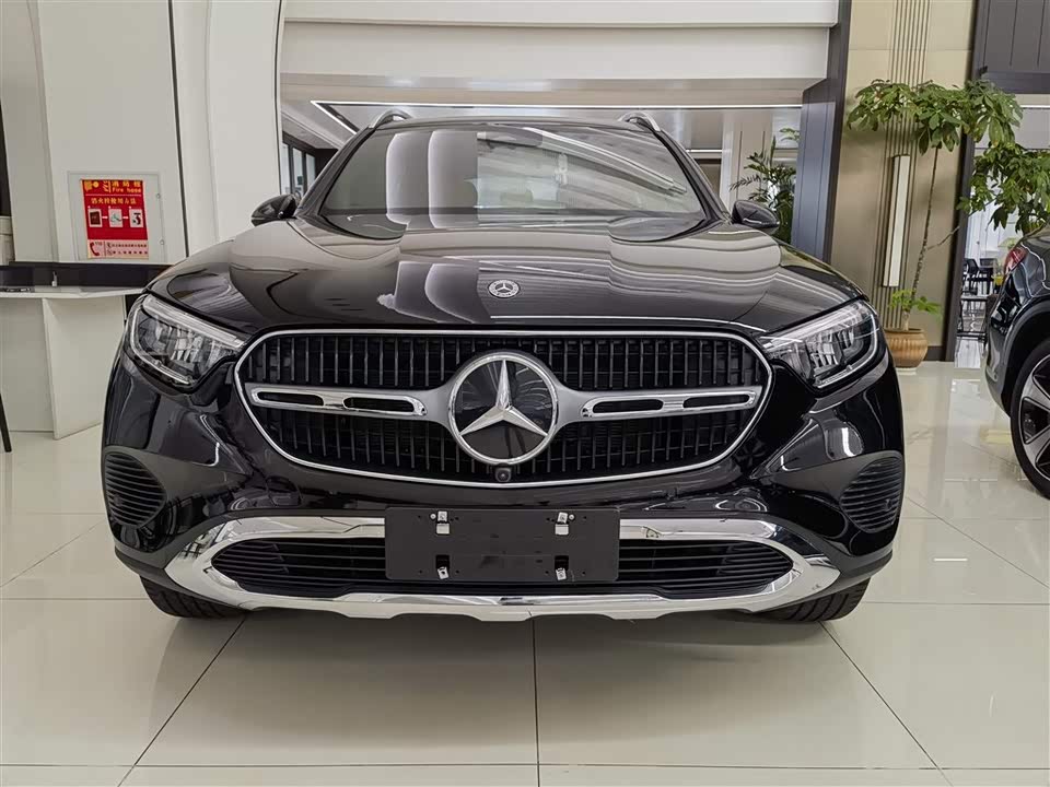 Mercedes-Benz GLC Mercedes-Benz GLC