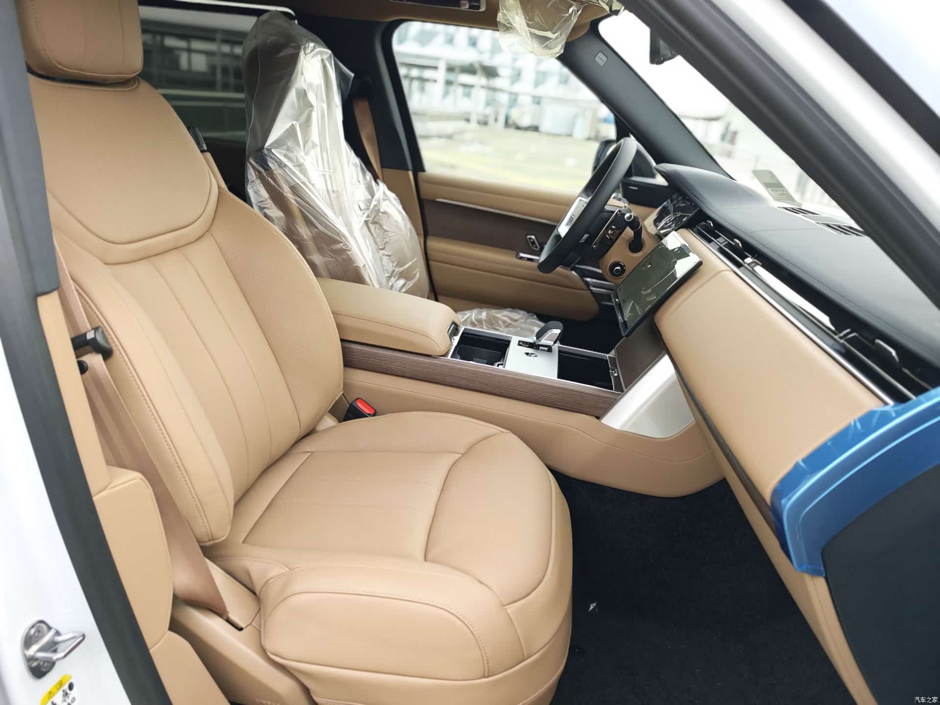 Land Rover Range Rover, 1900 23