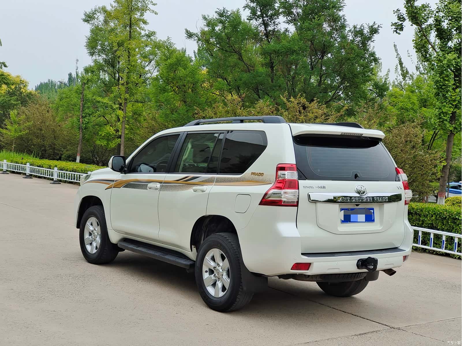 Toyota Prado, 2017 9