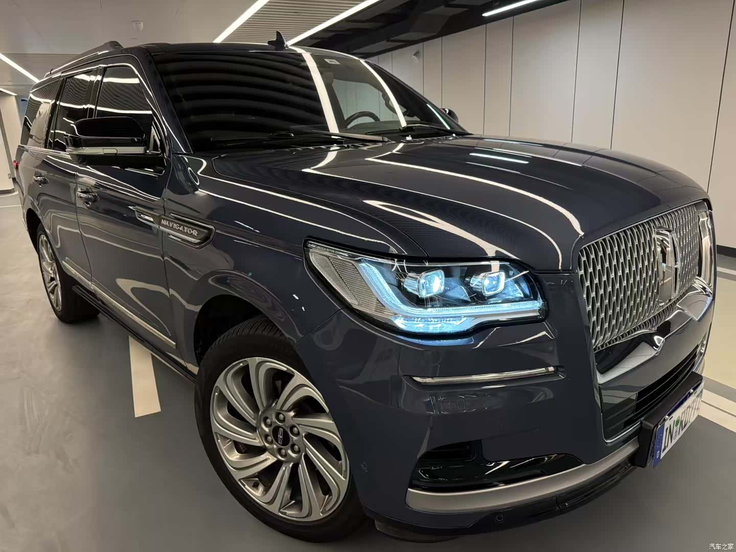 Lincoln Navigator, 2023 1