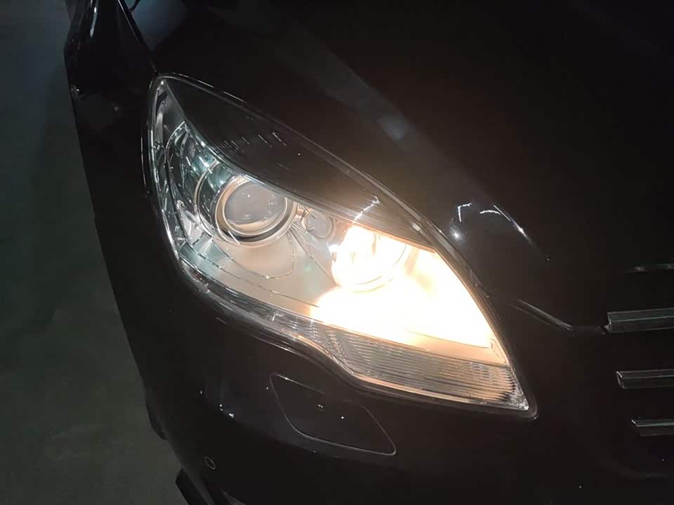 Mercedes-Benz R-class