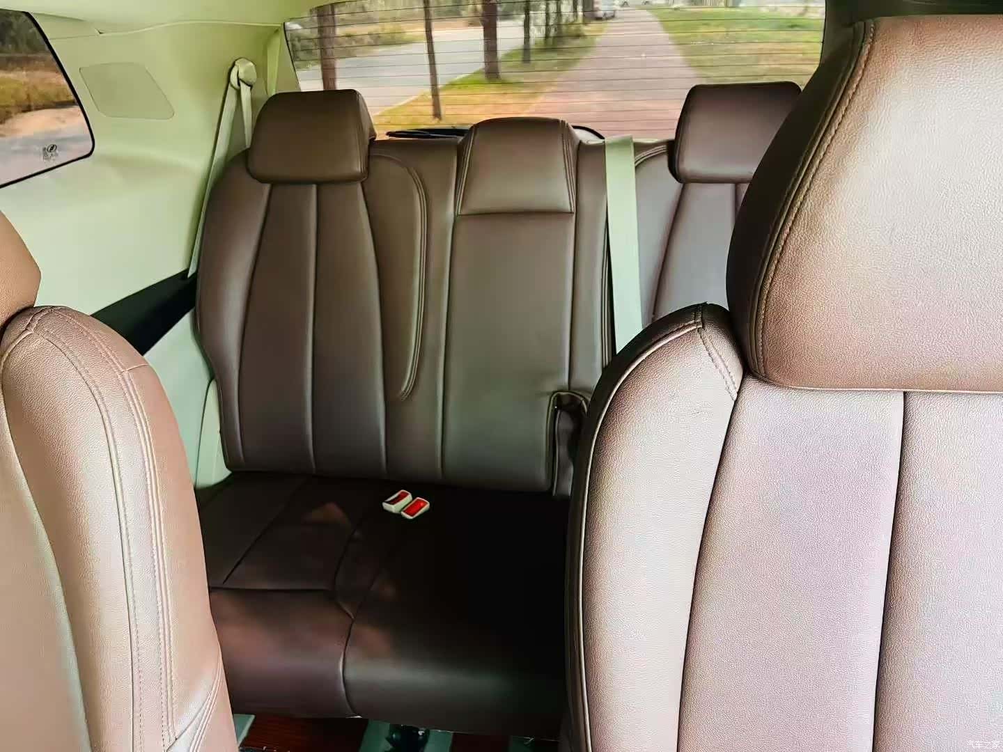 Buick GL8, 2019 6