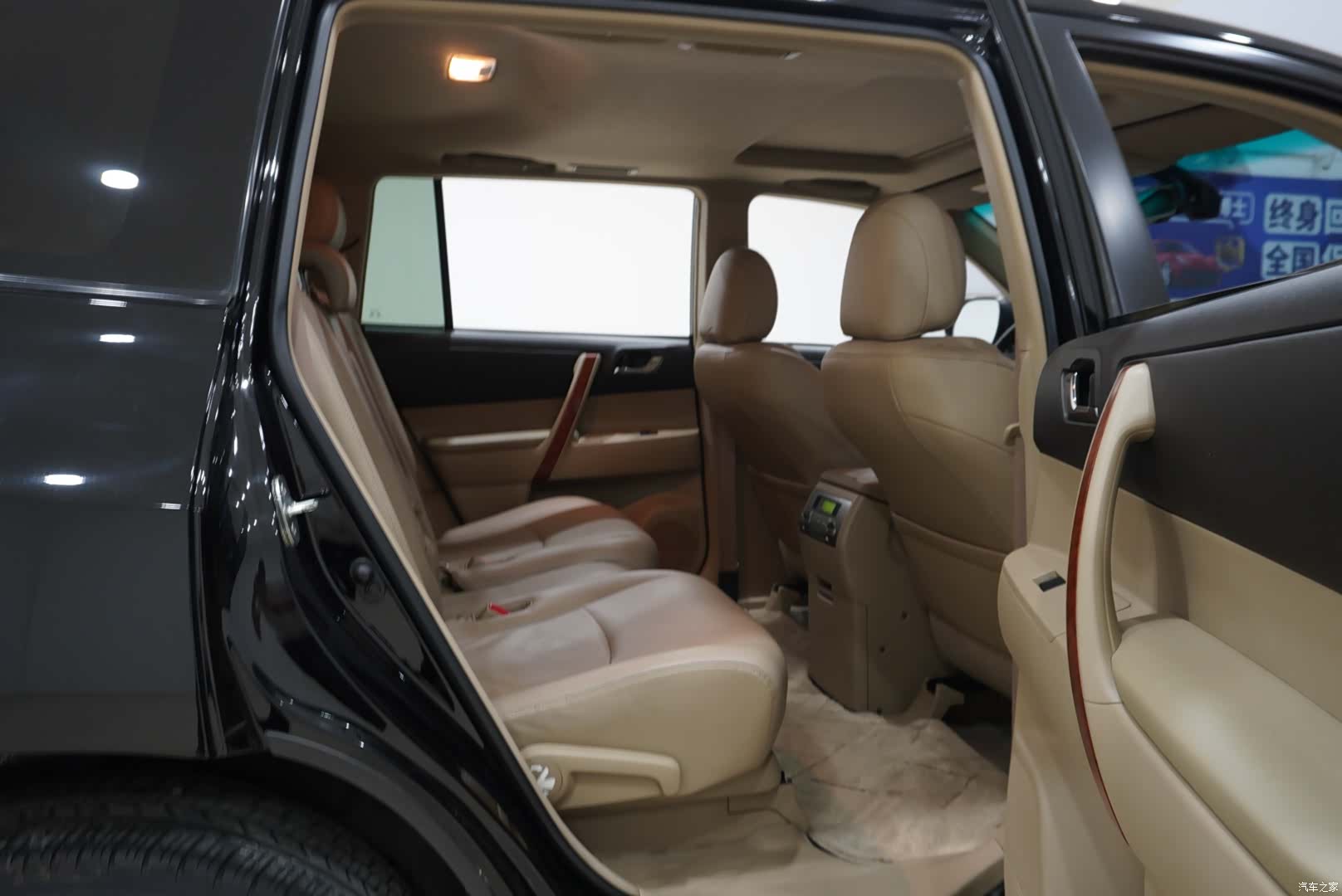 Toyota Highlander, 2010 11