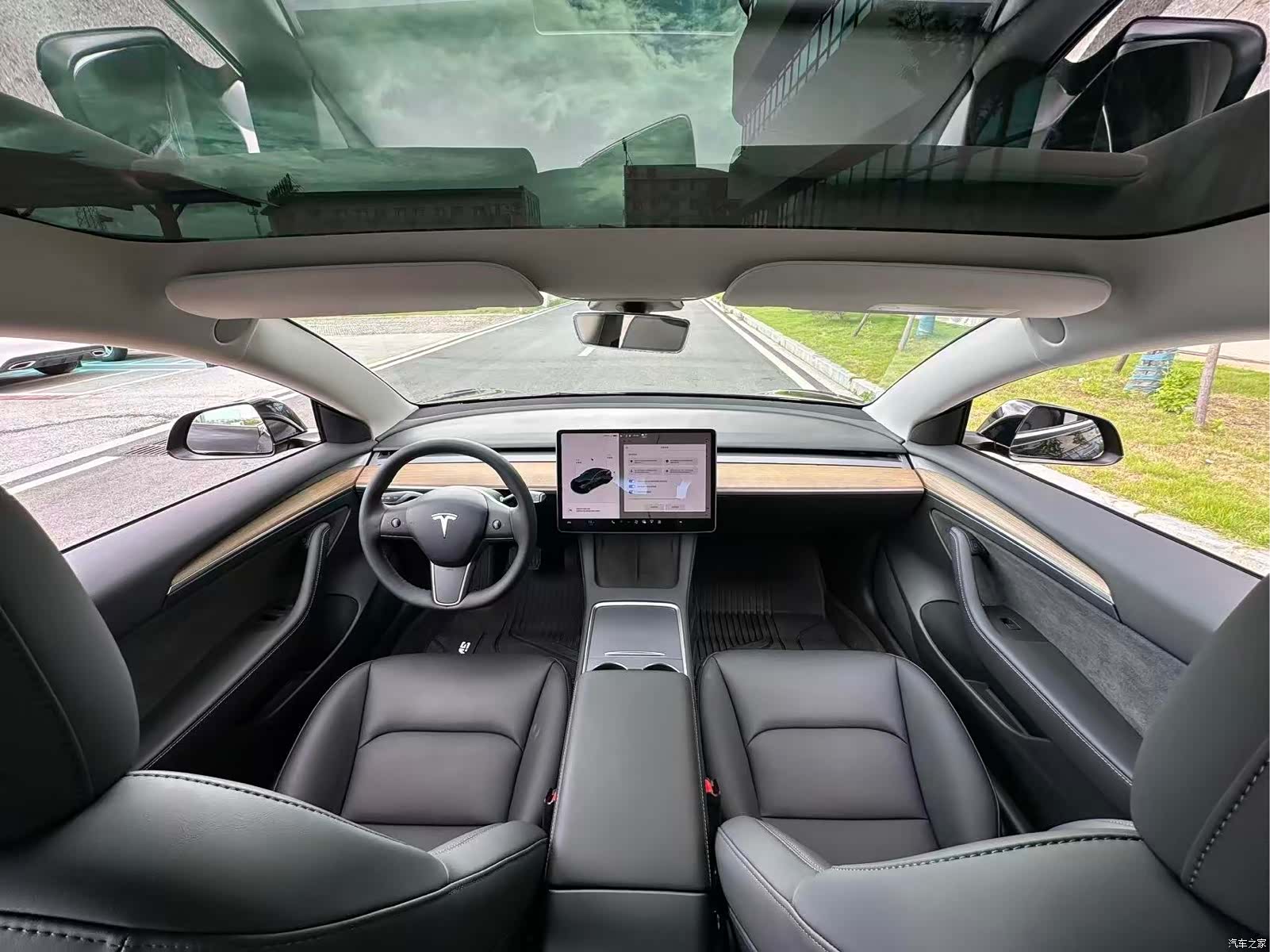 Tesla Model 3, 2020 4