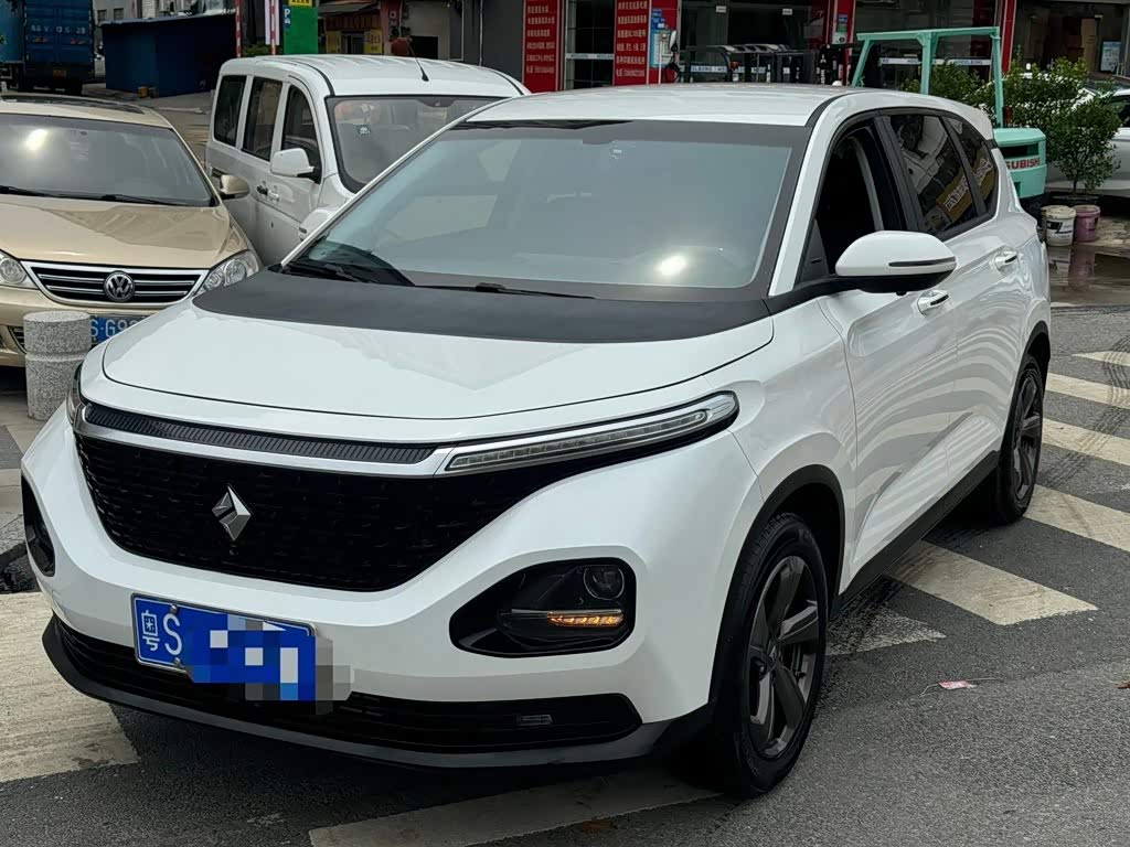 Baojun RM-5