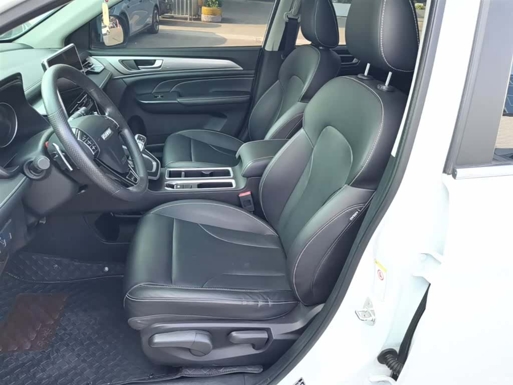 Haval M6, 2022 15