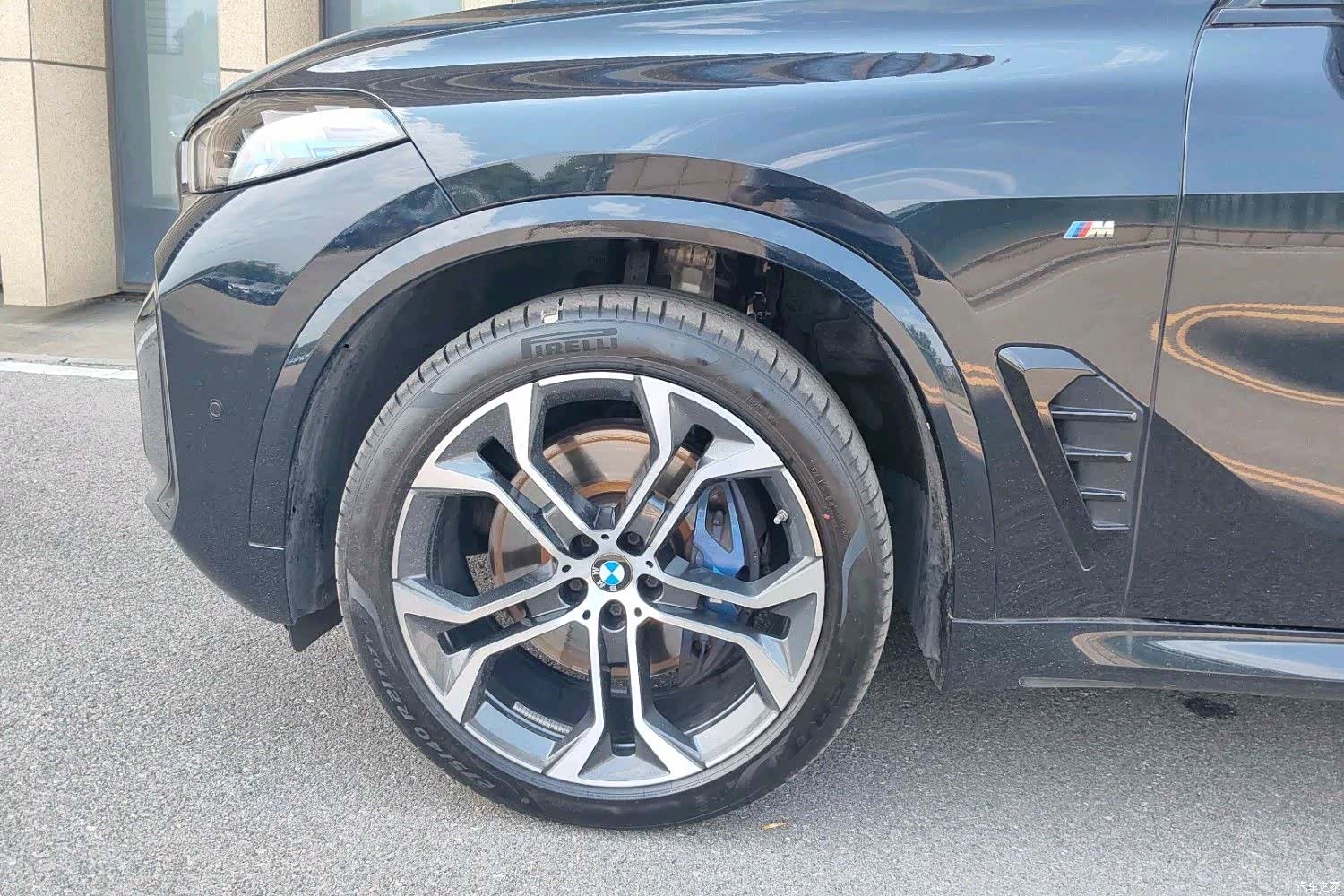 BMW X5, 2025 6
