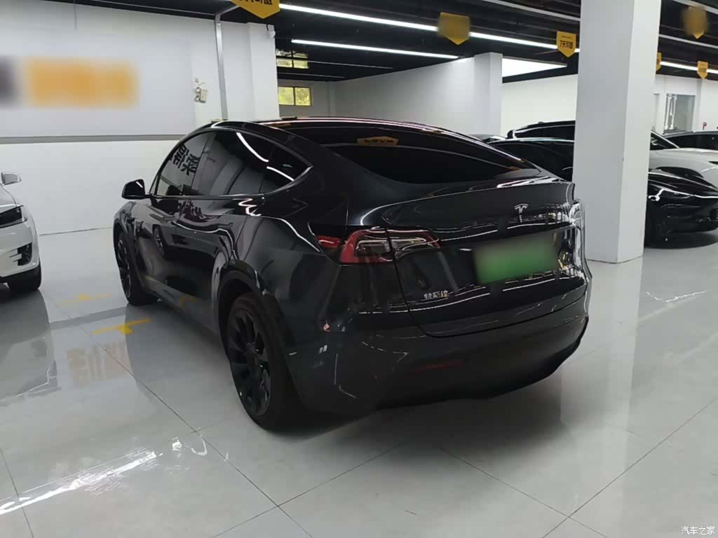 Tesla Model Y, 2024 все фото