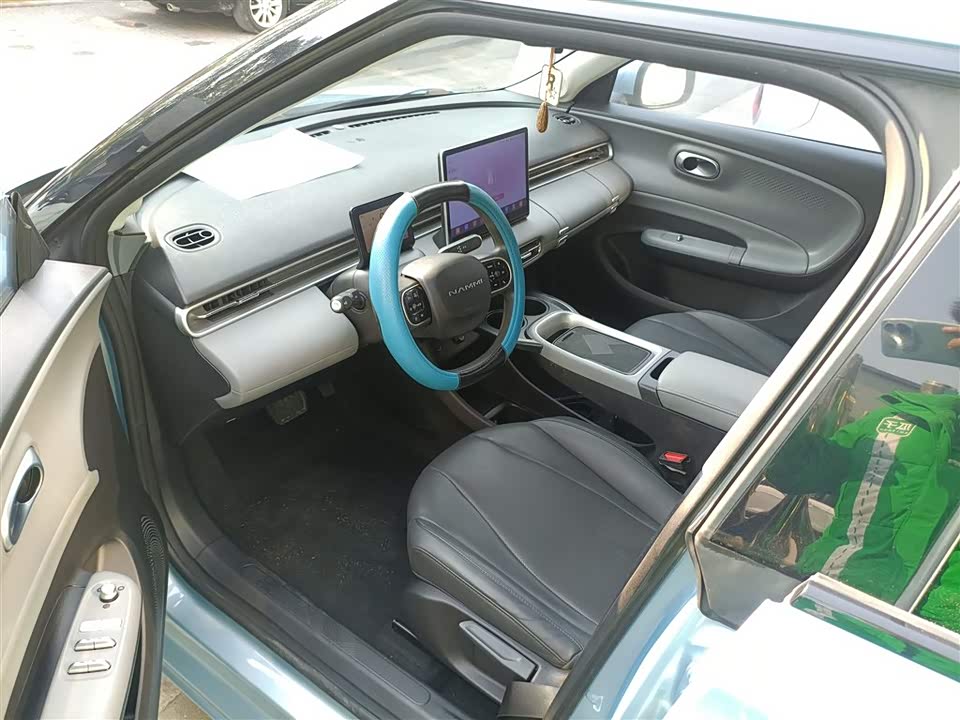 Dongfeng Nammi Nano 01