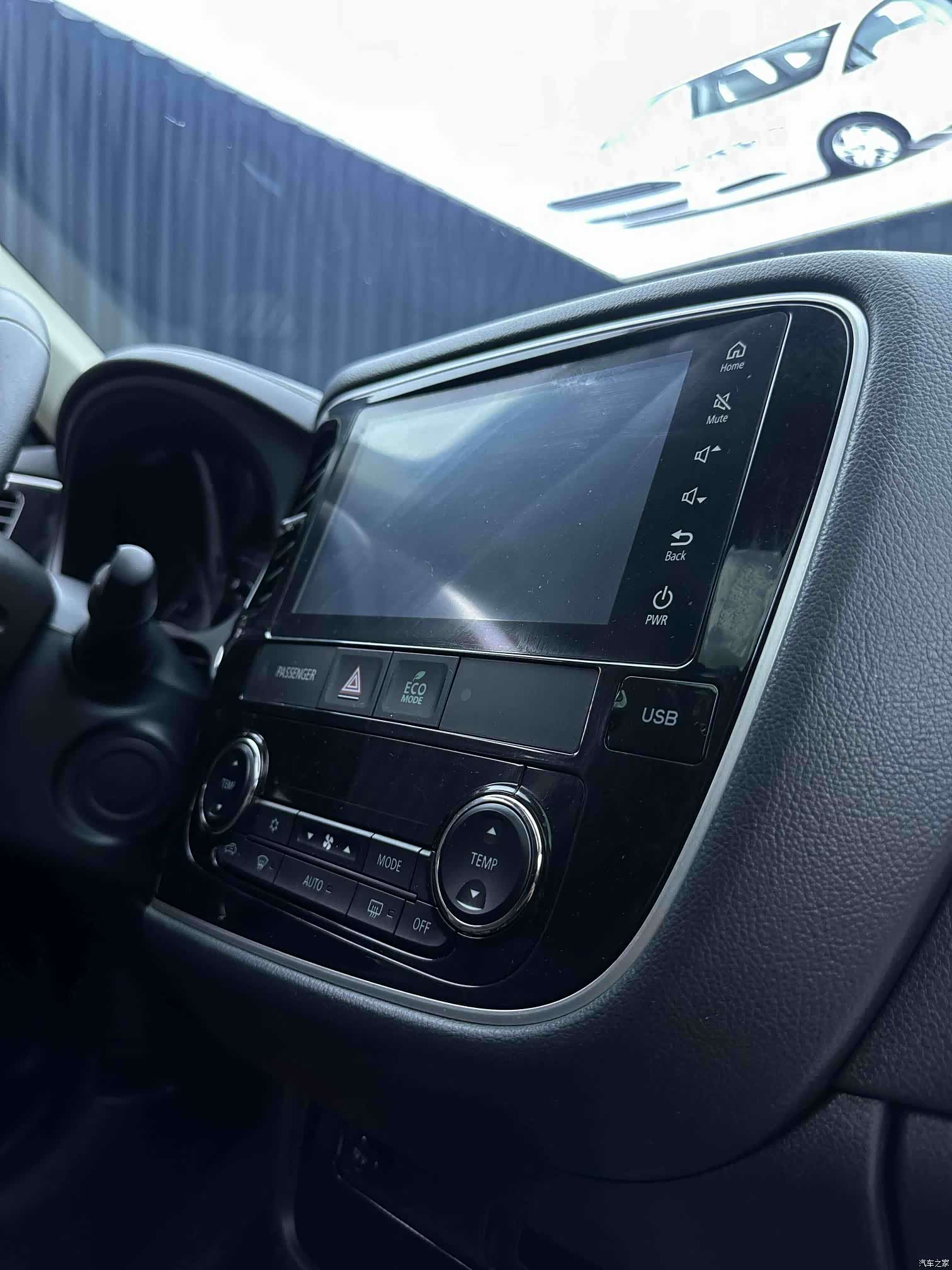 Mitsubishi Outlander, 2022 10