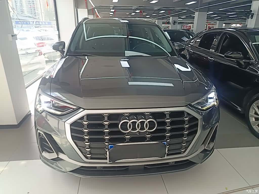 Audi Q3, 2020 3
