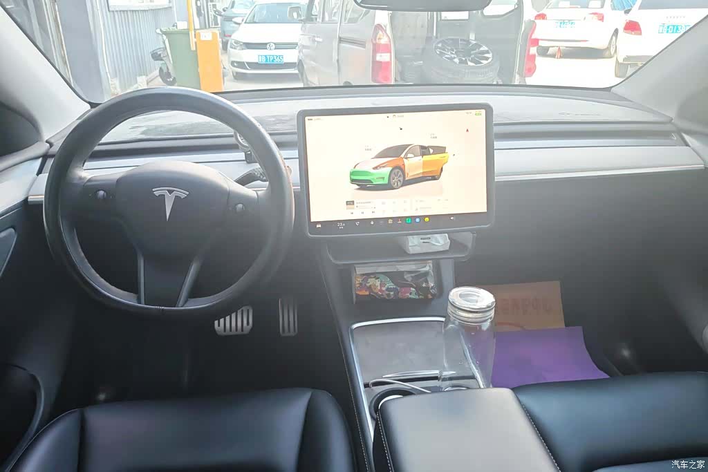 Tesla Model Y, 2024 12