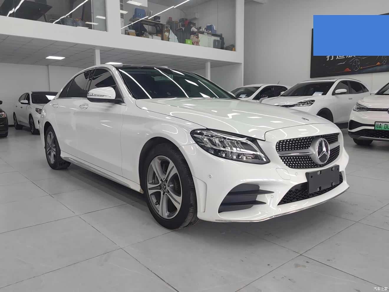 Mercedes-Benz C-Class, 2020 3