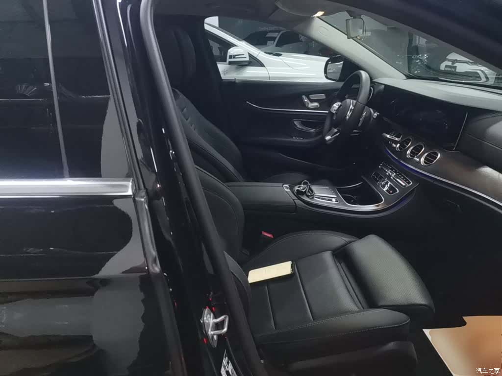 Mercedes-Benz E-Class, 2019 25