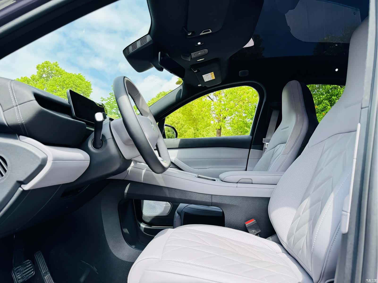 NIO EC6, 2025 9