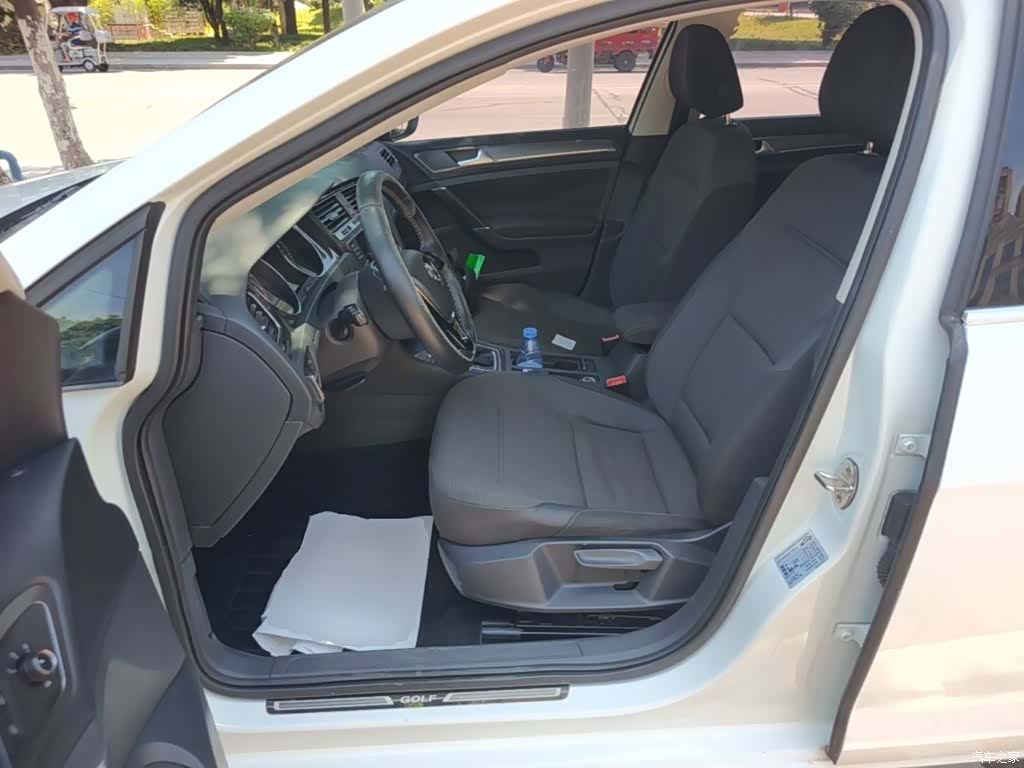 Volkswagen Golf, 2017 15