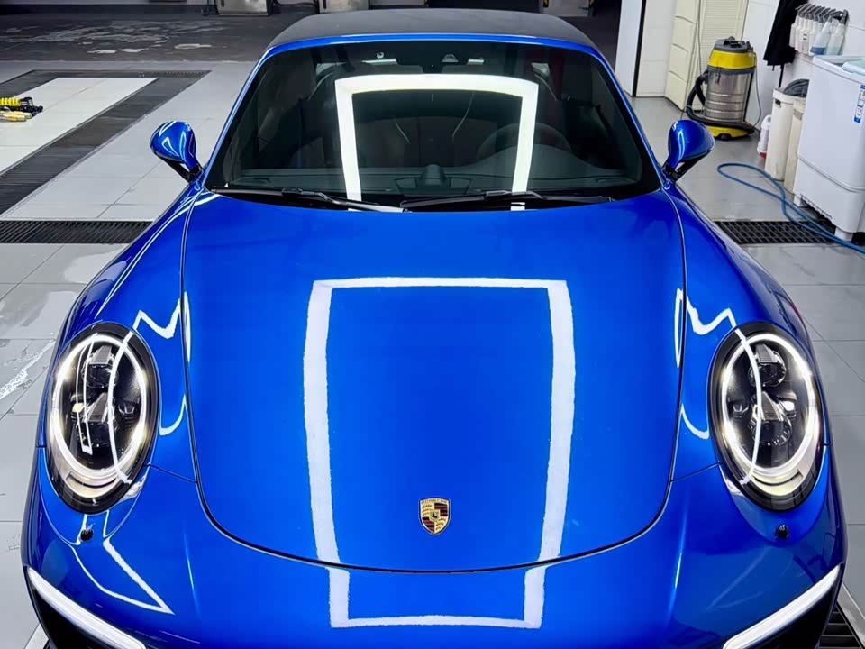 Porsche 911