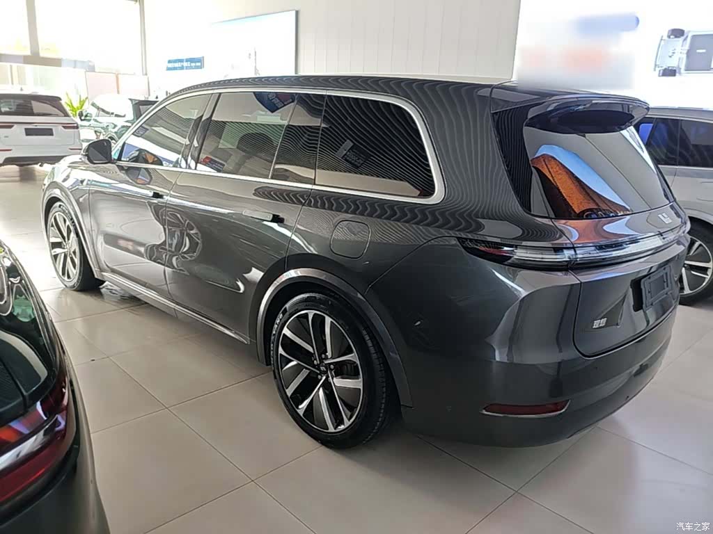 Li Auto L9, 2022 все фото
