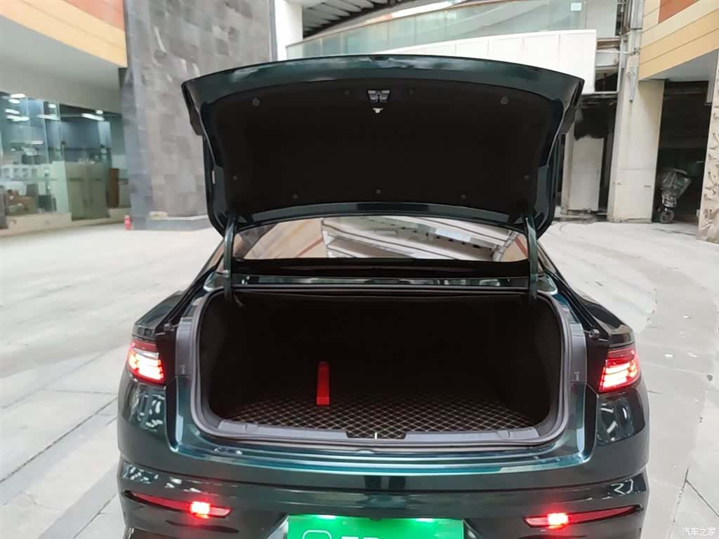 Geely Preface, 2024 19