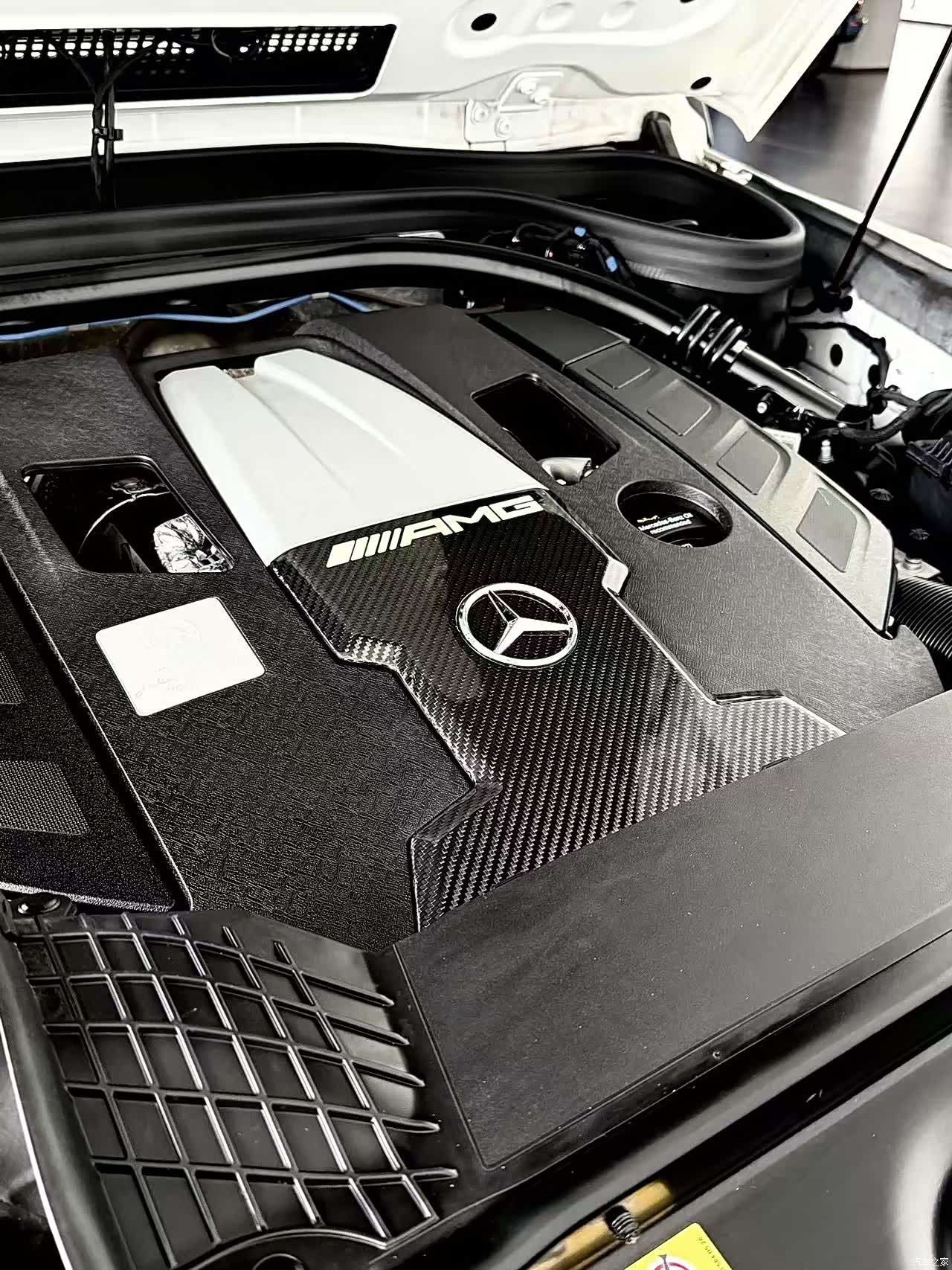 Mercedes-Benz G-Class, 2024 11