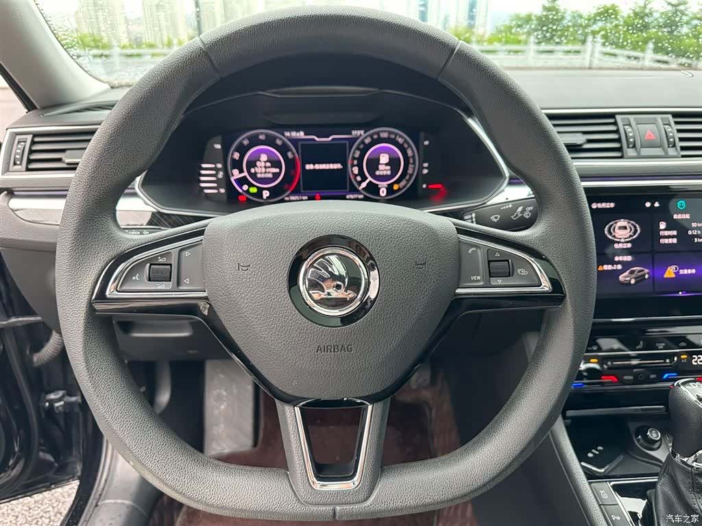 Skoda Superb, 2023 15