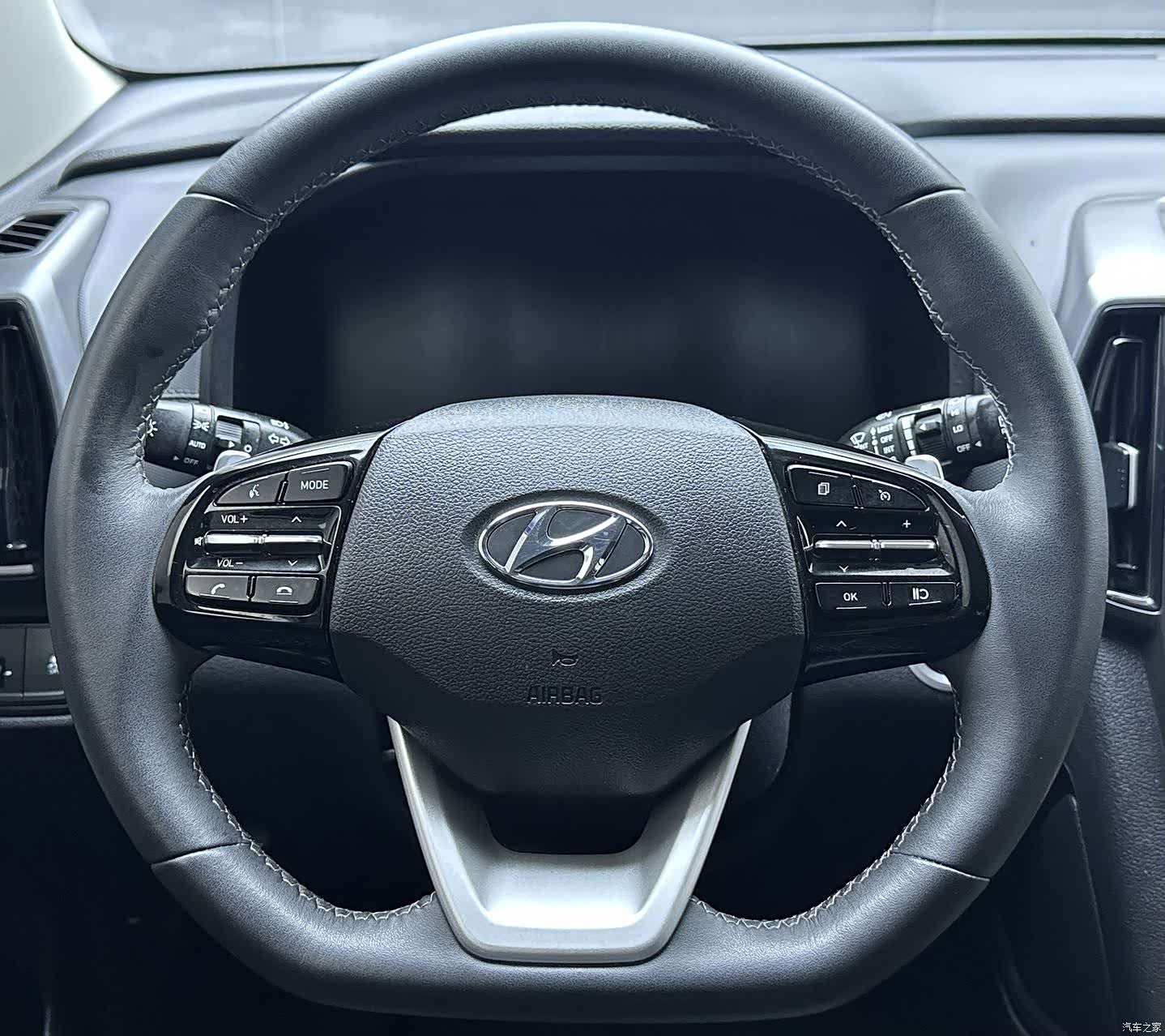 Hyundai ix35, 2023 12