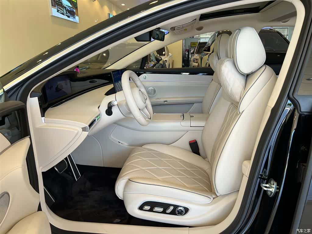 Stelato S9, 2025 12