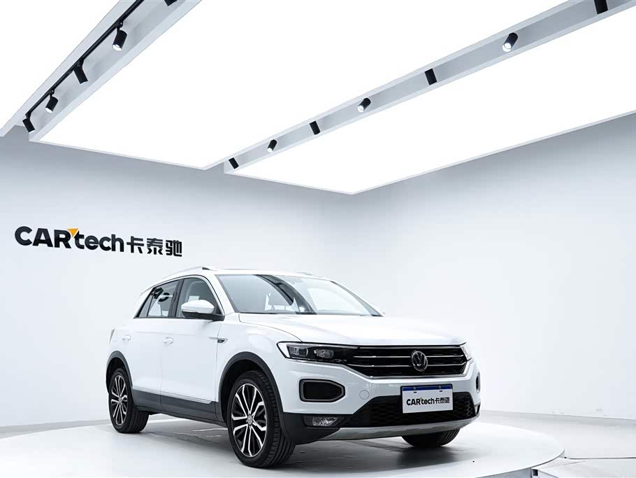 Volkswagen T-ROC exploring Songs