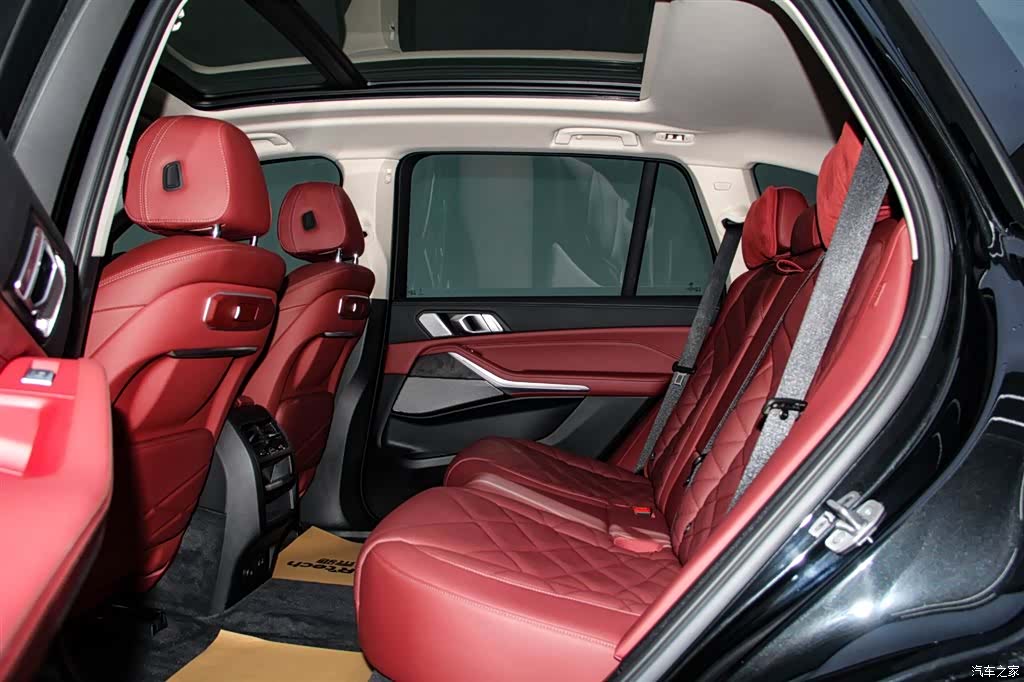 BMW X5, 2023 9