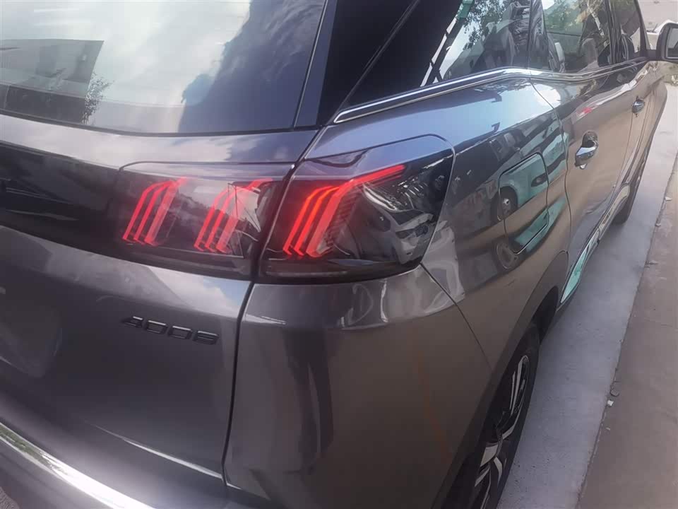 Peugeot 4008 Peugeot 4008