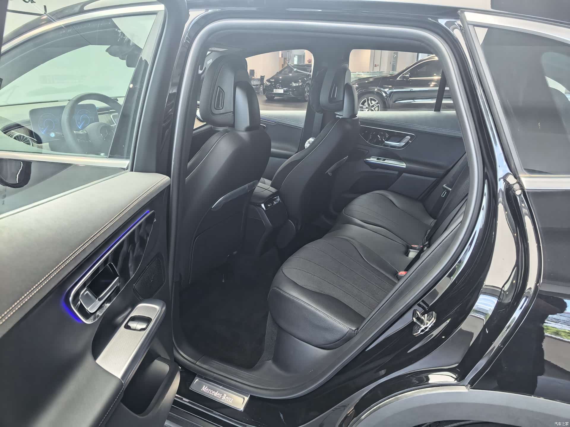 Mercedes-Benz EQE, 2025 9