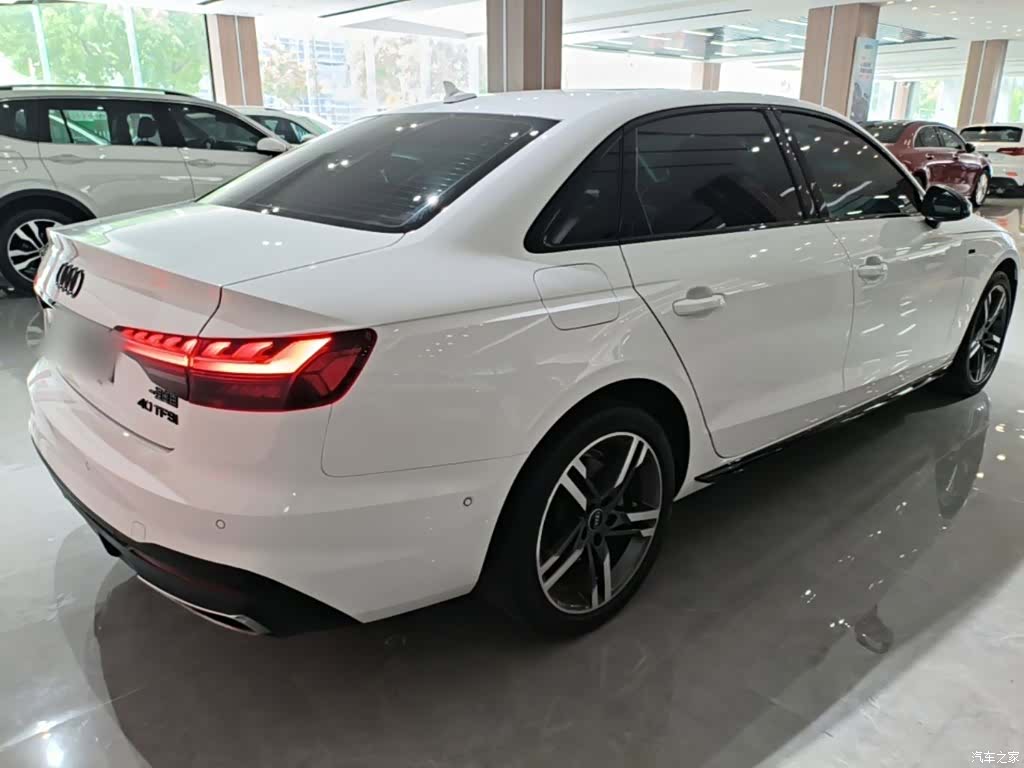 Audi A4L, 2023 7