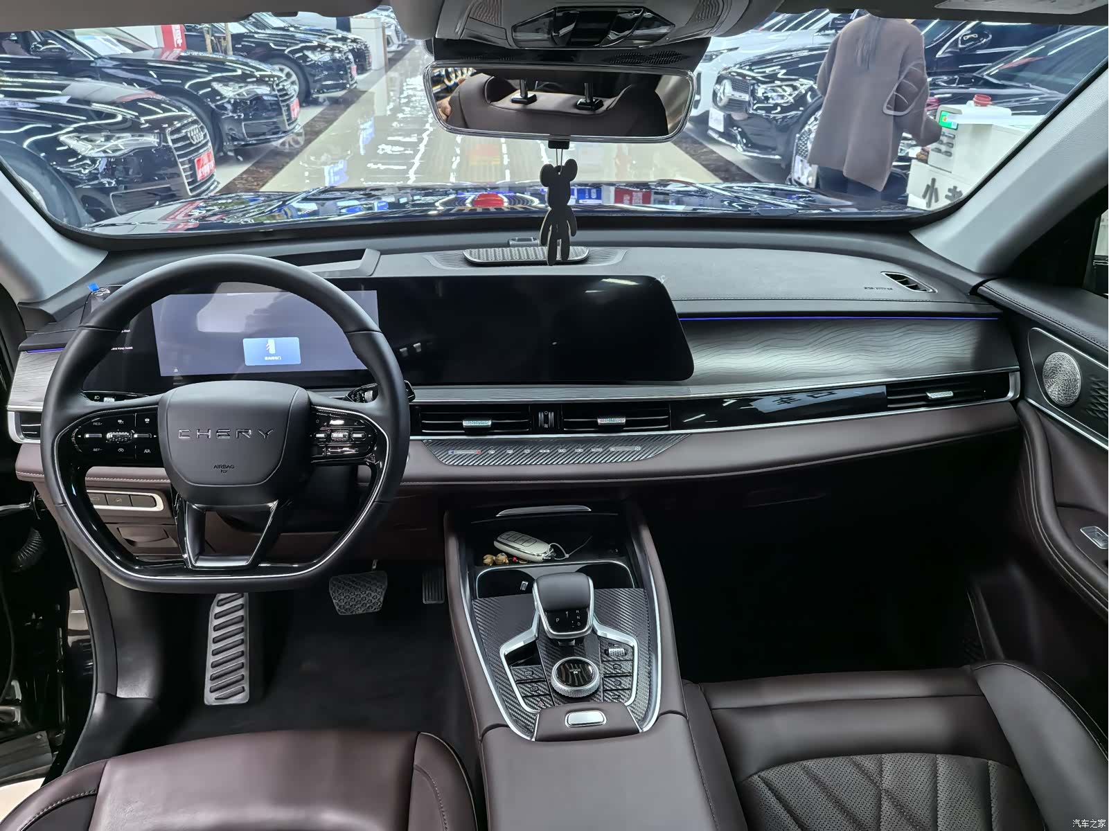 Chery Tiggo 8, 2025 11