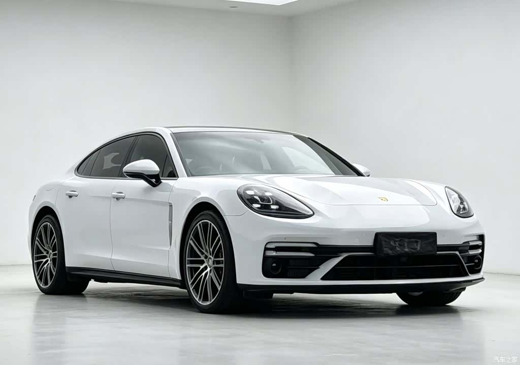 Porsche Panamera, 2018 3