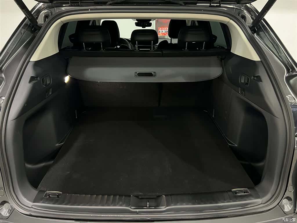 Mazda CX-50, 2024 7
