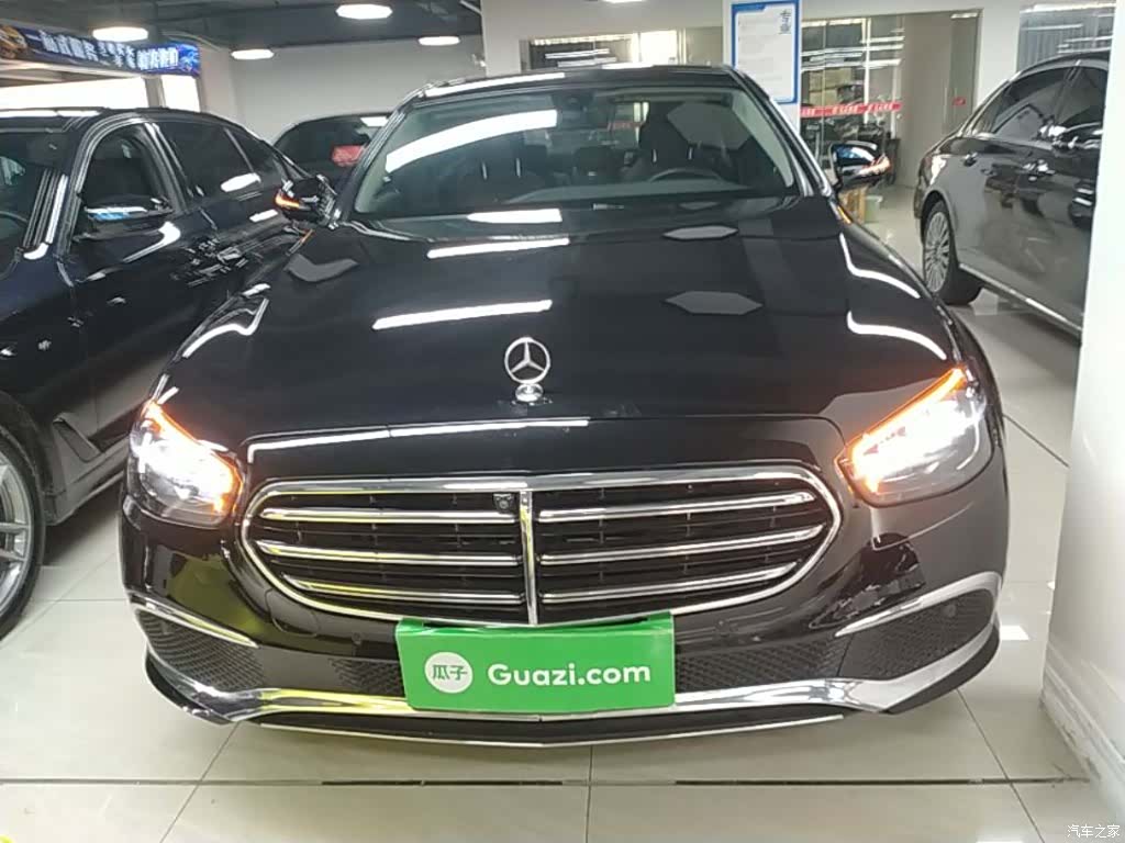 Mercedes-Benz E-Class, 2022 3