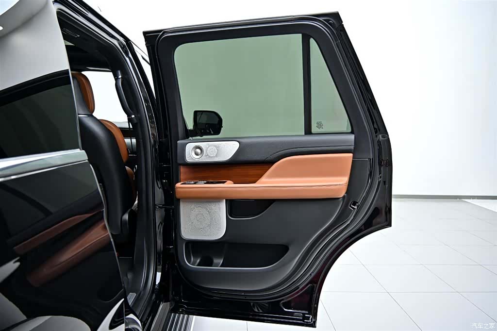 Lincoln Navigator, 2020 22