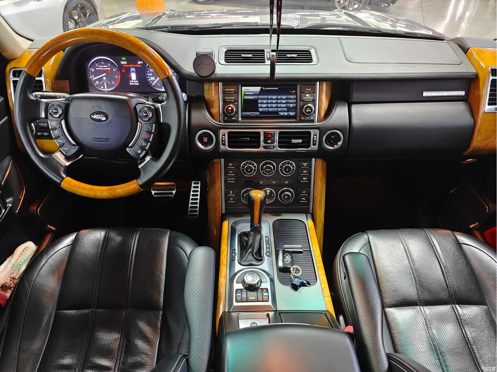 Land Rover Range Rover, 2010 все фото