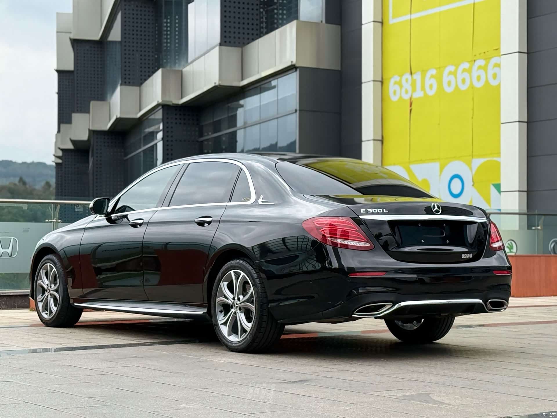 Mercedes-Benz E-Class, 2018 8