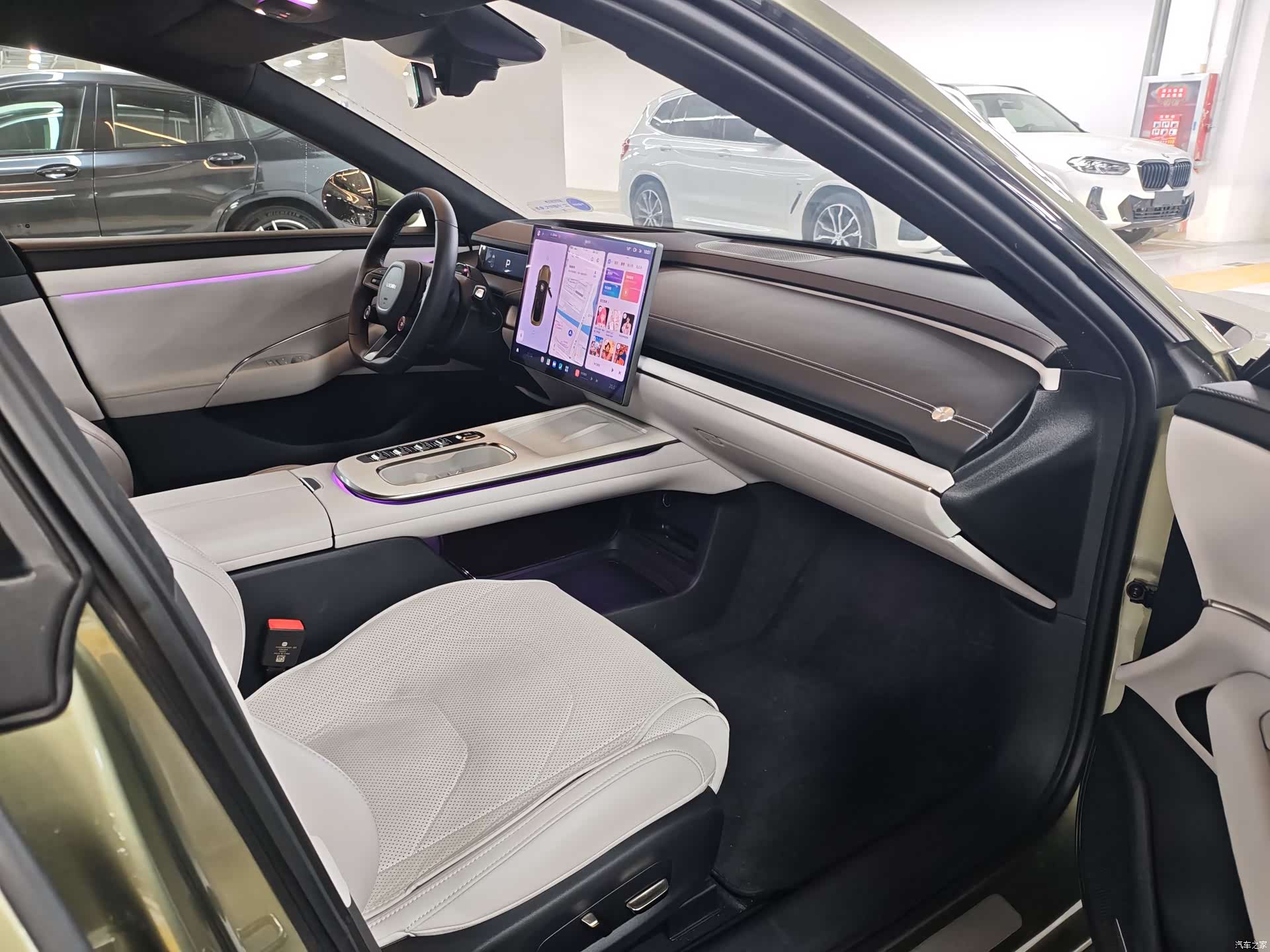 Xiaomi SU7, 2024 15