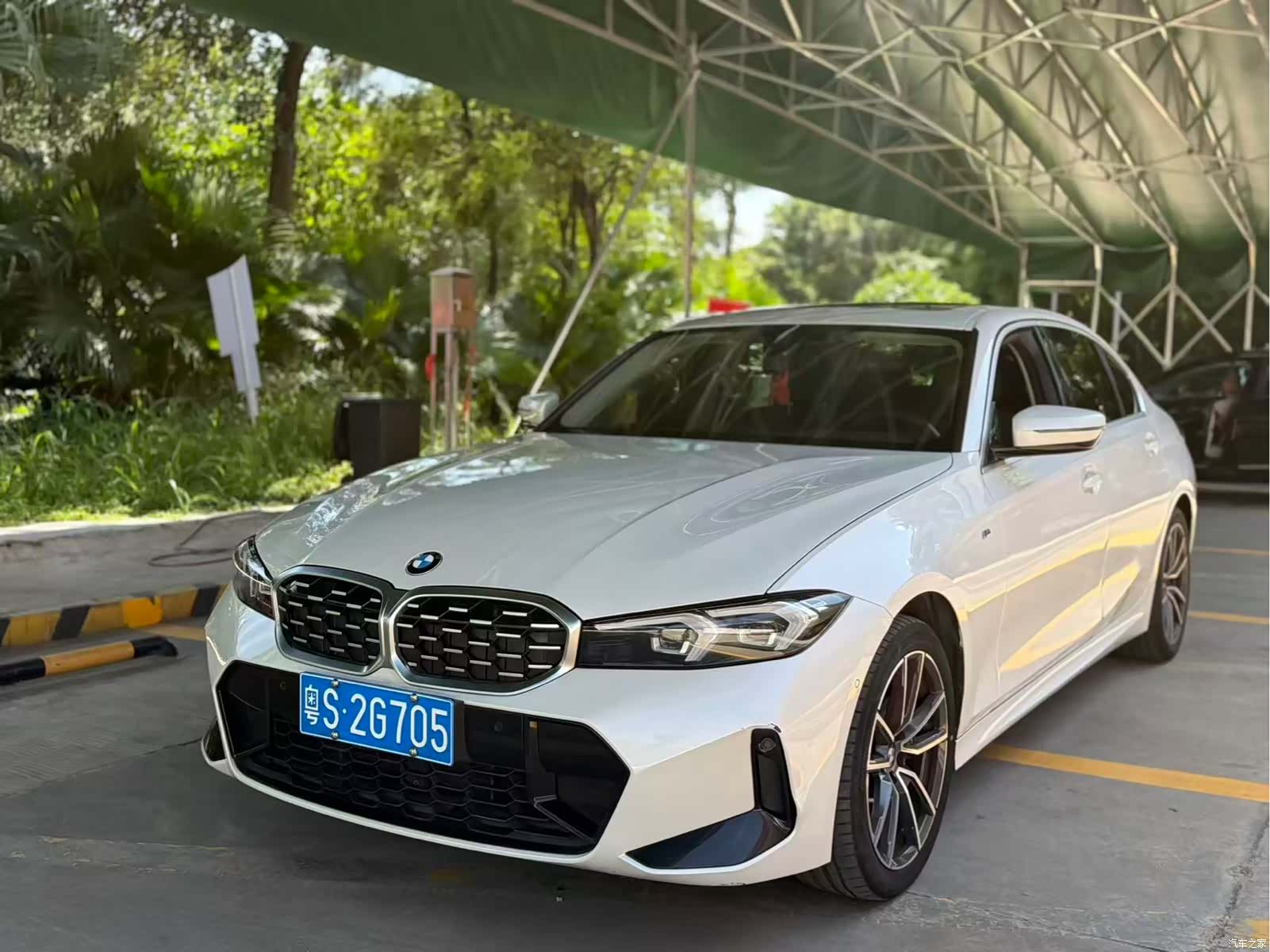 BMW 3 Series, 2023 1