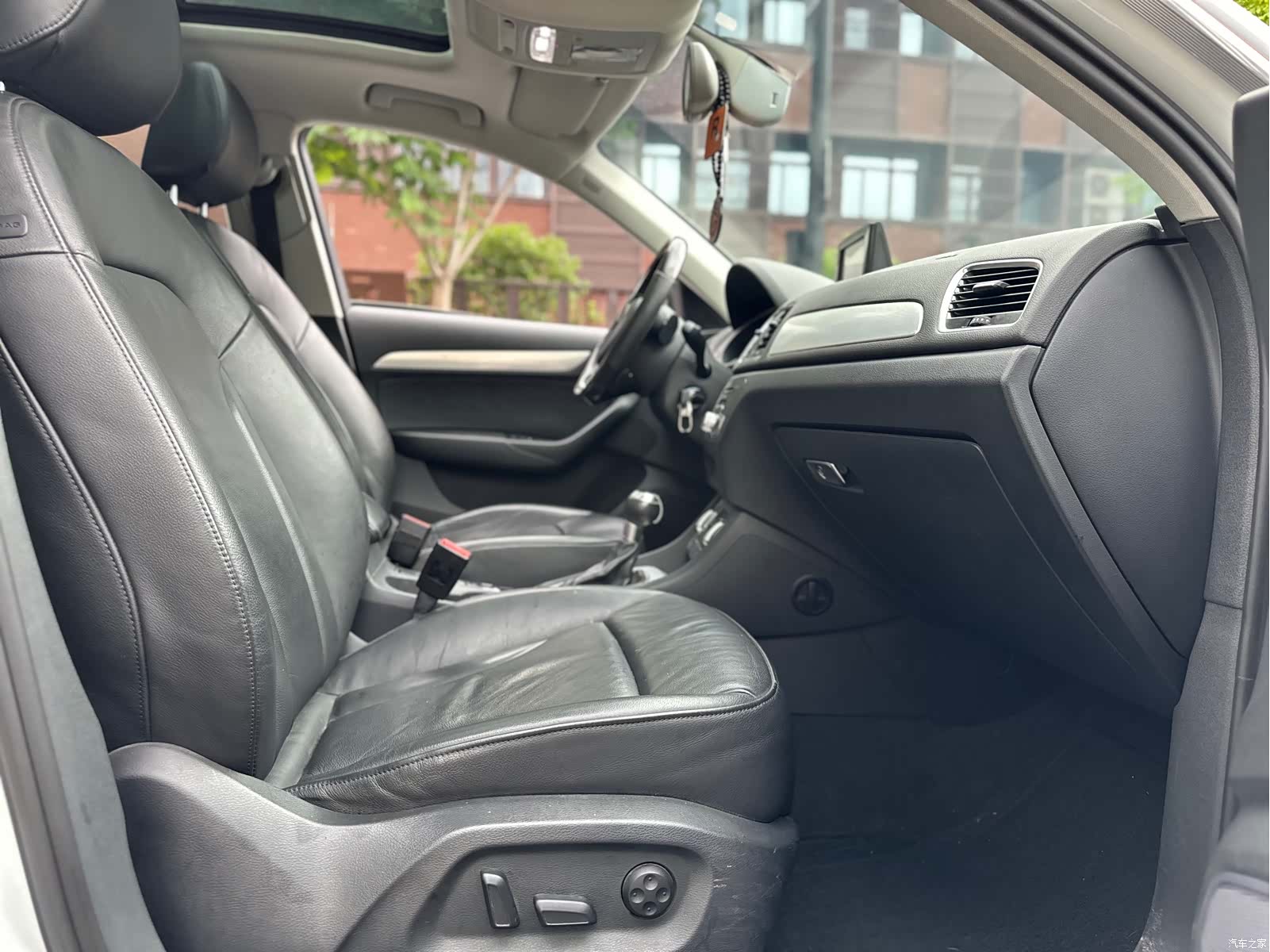 Audi Q3, 2014 9