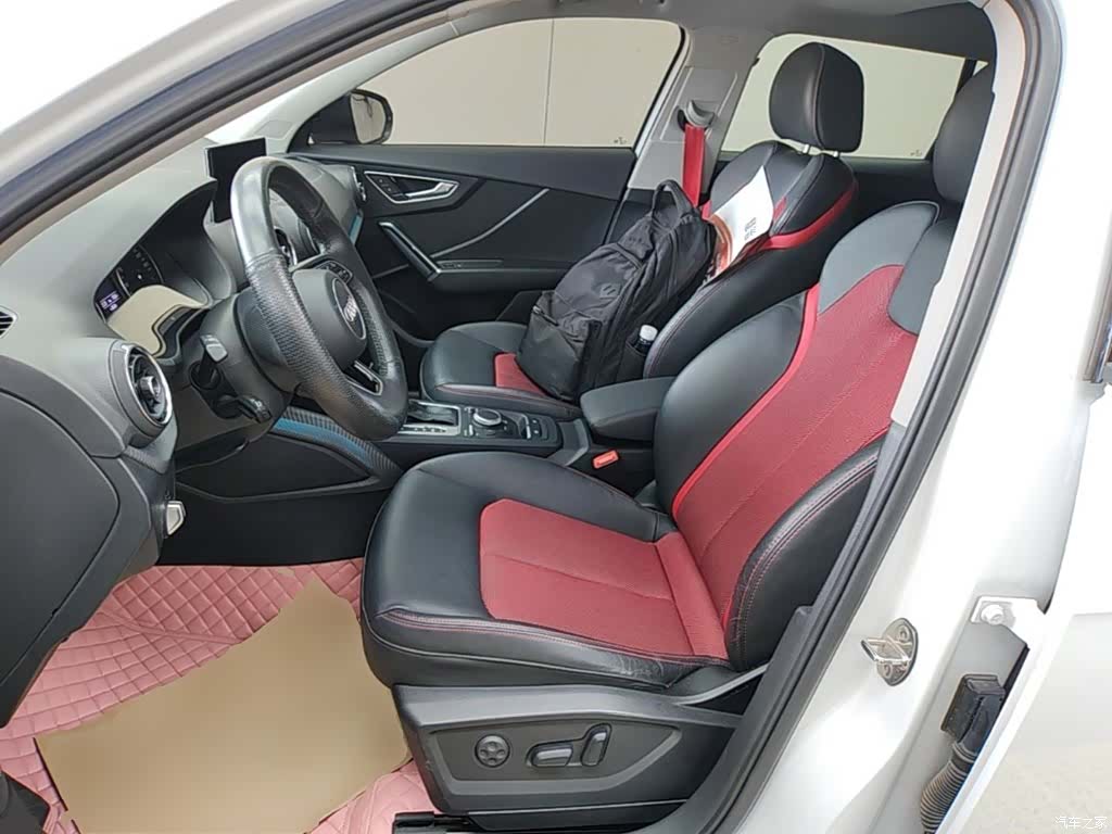Audi Q2L, 2021 15