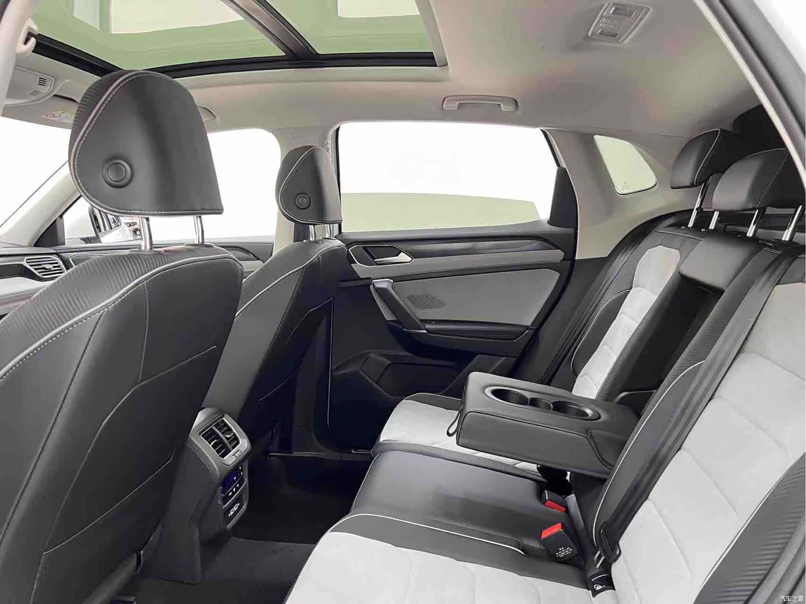 Volkswagen Tayron, 2025 10