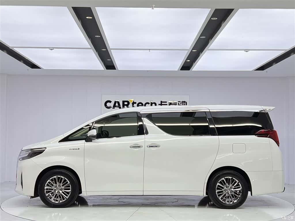 Toyota Alphard, 2020 8