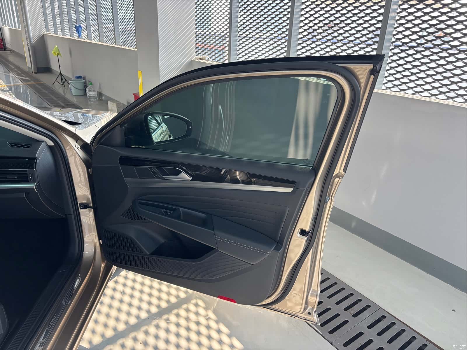 Volkswagen Passat, 2022 14
