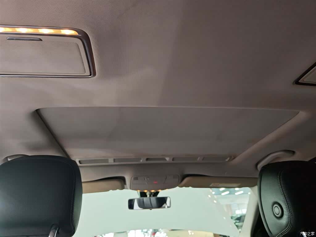 Mercedes-Benz E-Class, 2018 18