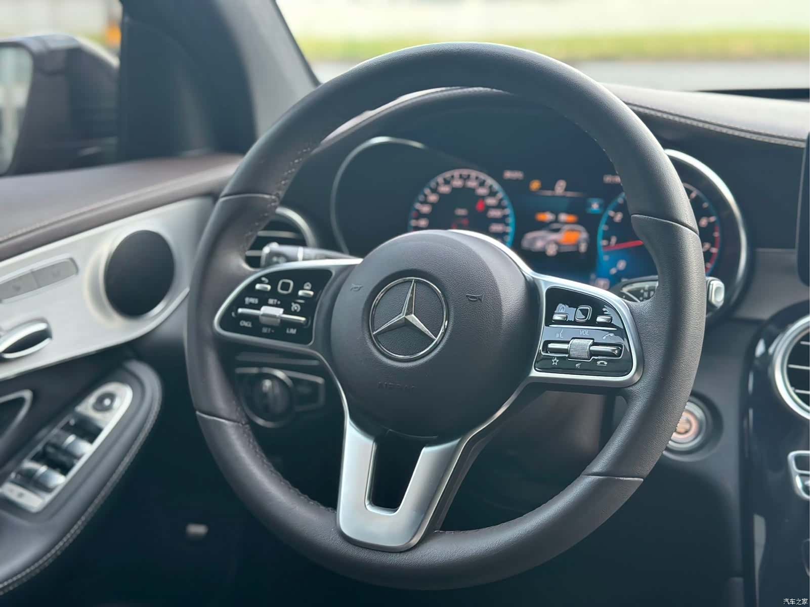 Mercedes-Benz GLC, 2021 11
