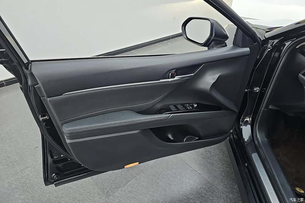 Toyota Camry, 2022 7