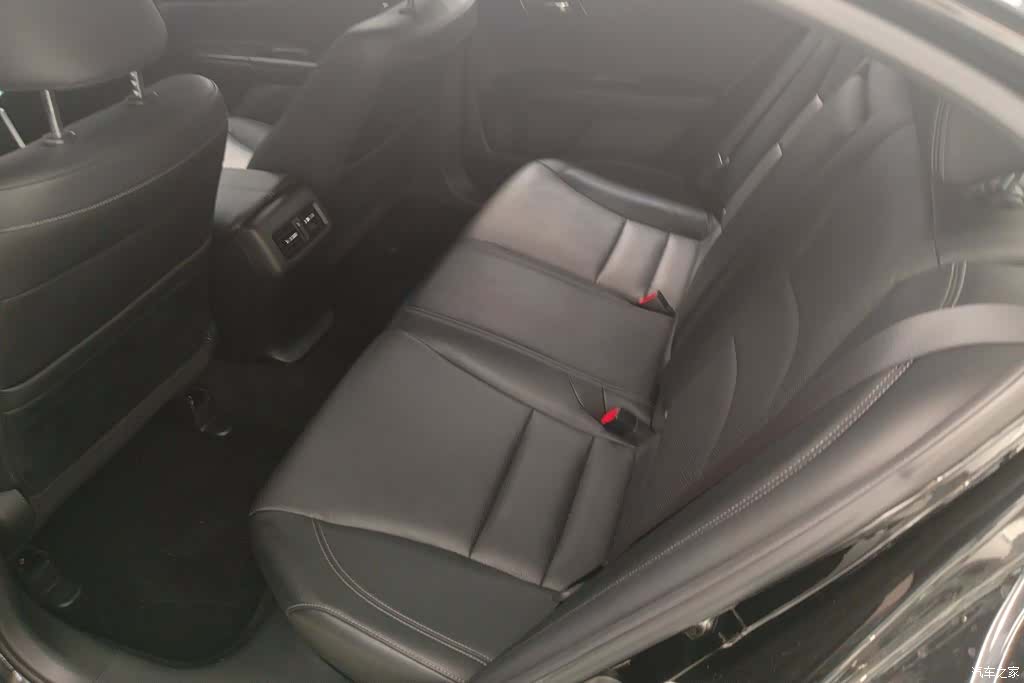 Honda Accord, 2017 11